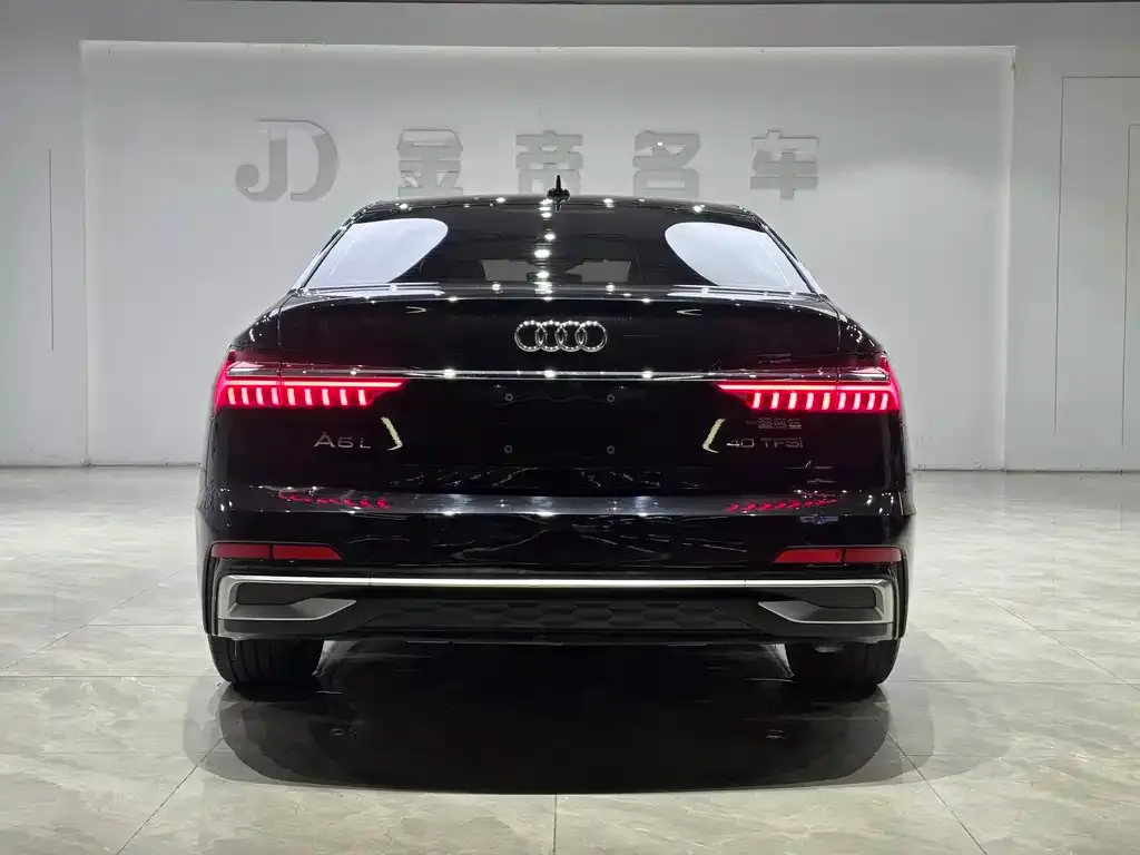 Audi A6L — фото 5