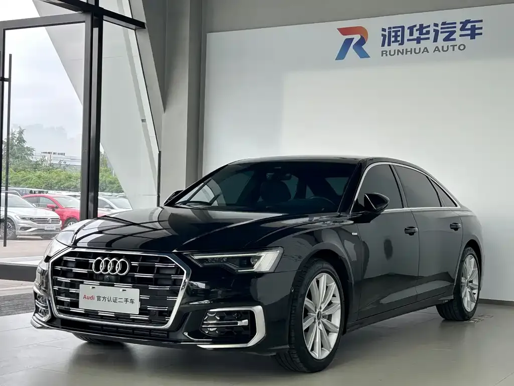 Audi A6L — фото 1