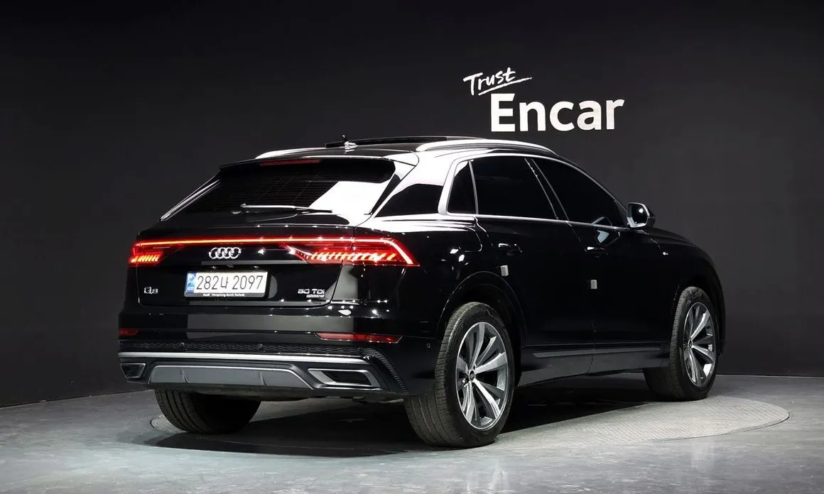 Audi Q8 2022 из KR, фото 3