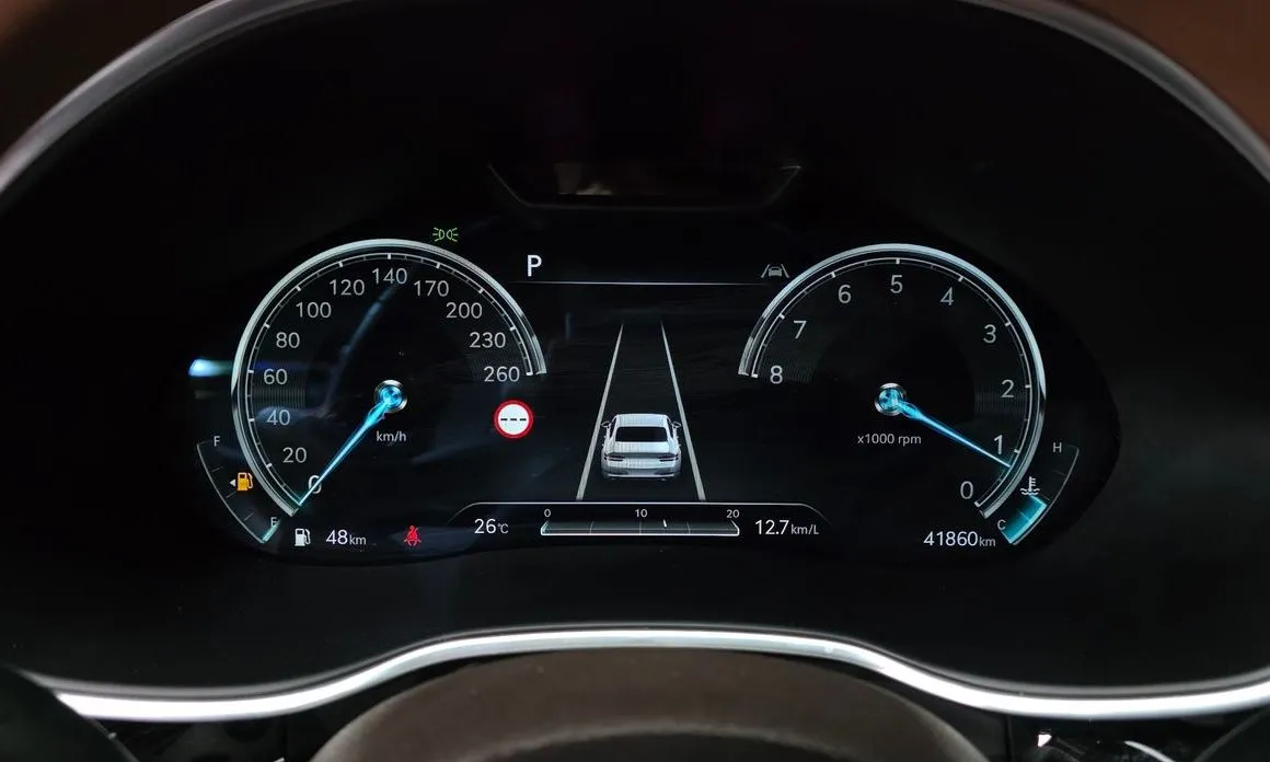Genesis G80 — фото 10