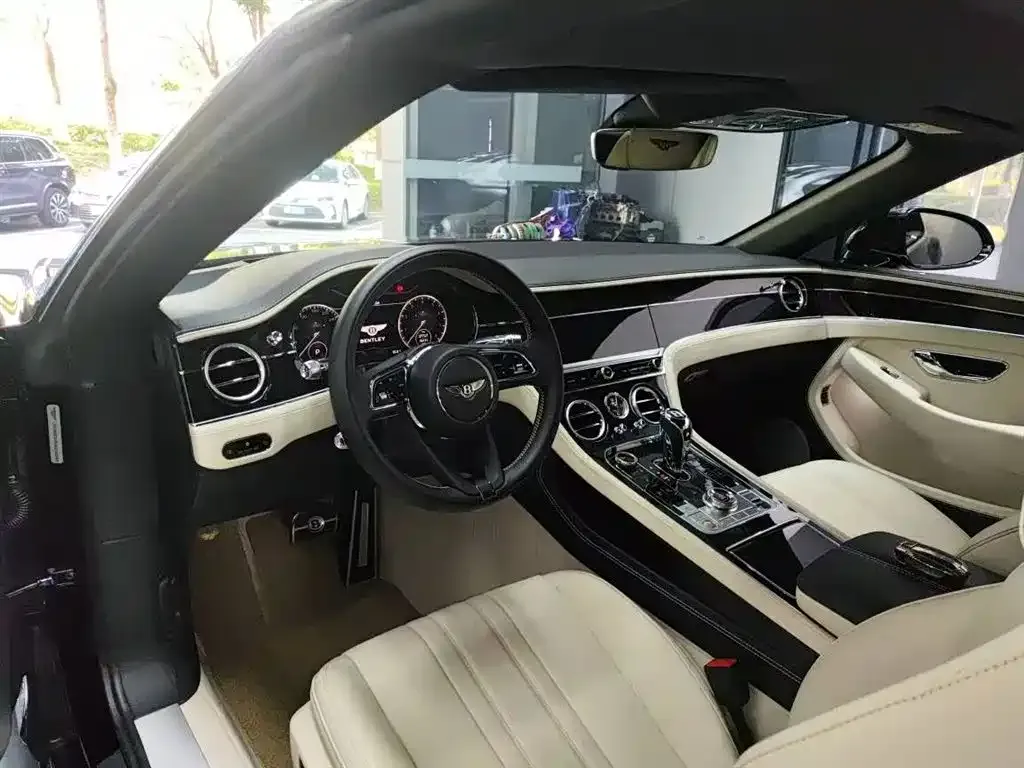 Bentley Continental — фото 3