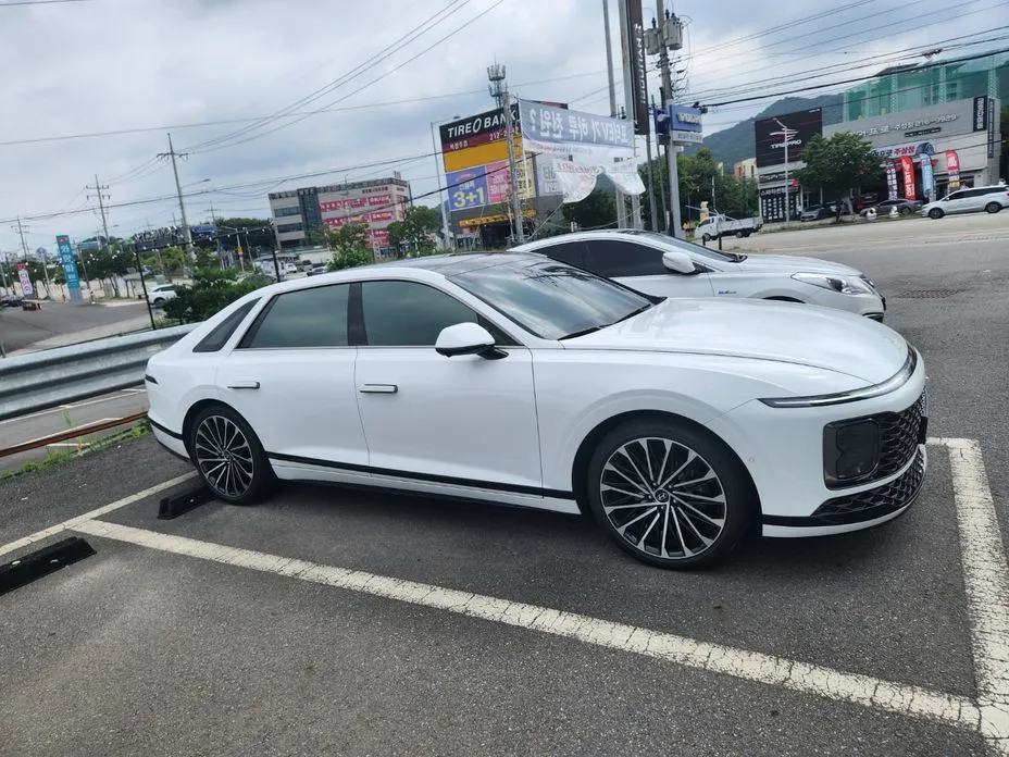 Hyundai Grandeur 2023 из KR, фото 7