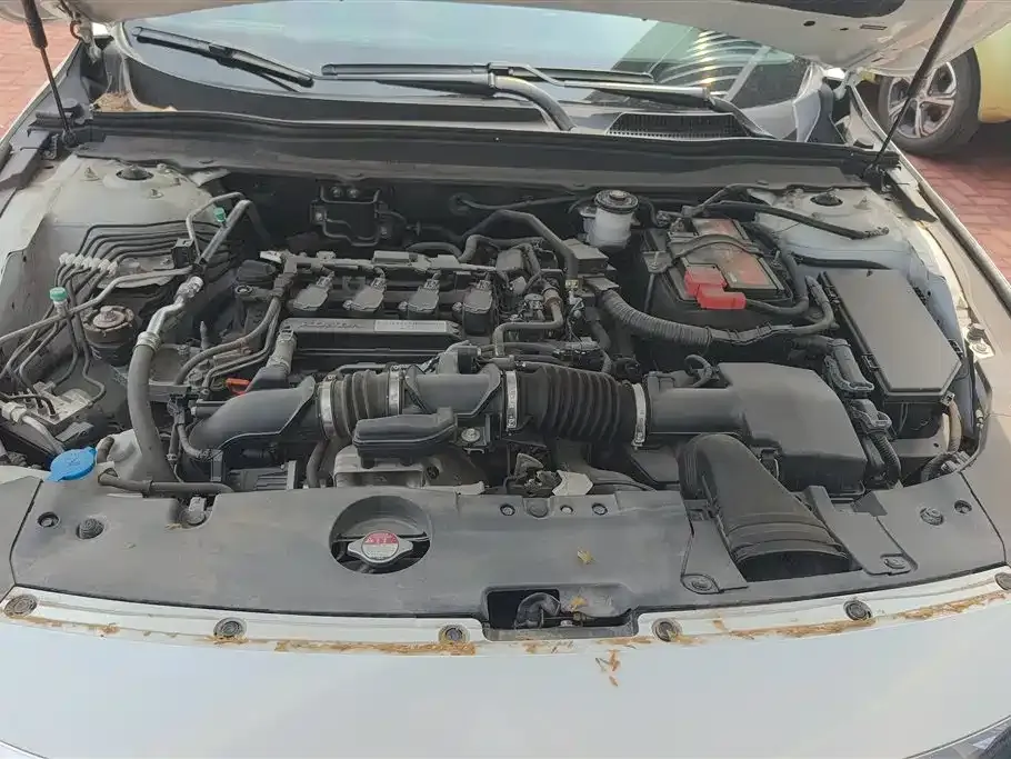 Honda Accord — фото 3