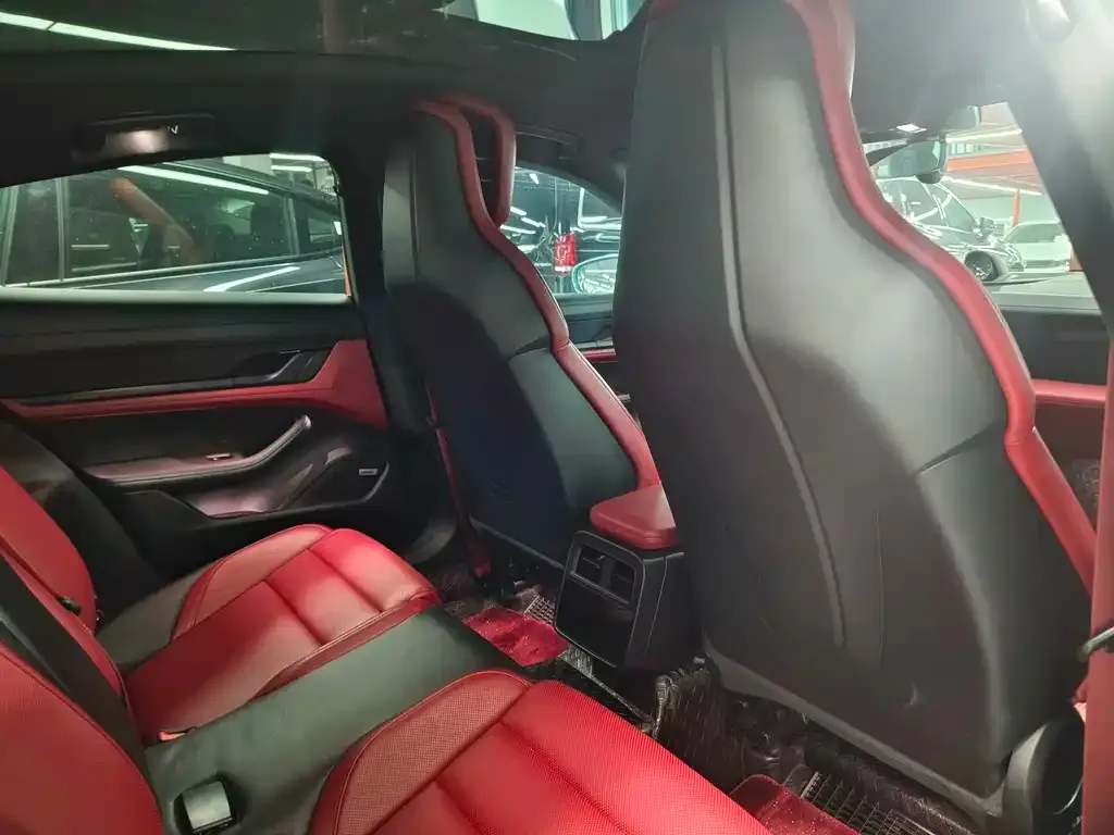 Porsche Taycan 2021 из CN, фото 4