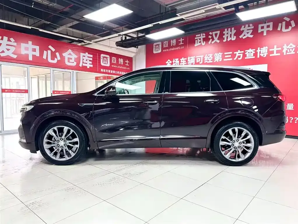 Buick Enclave — фото 8