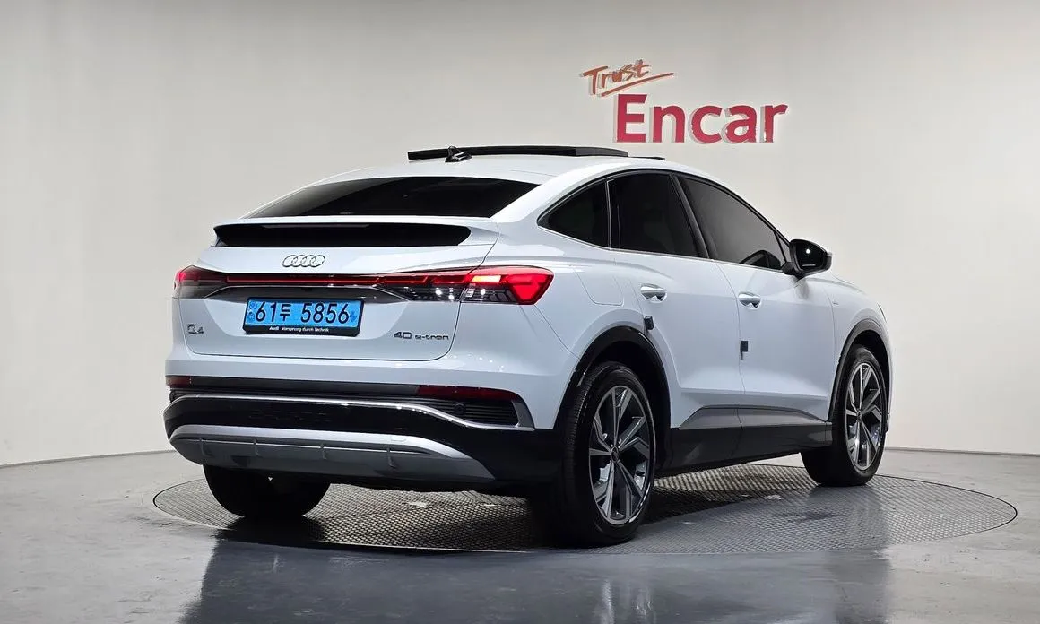 Audi Q4 e-tron 2022 из KR, фото 10