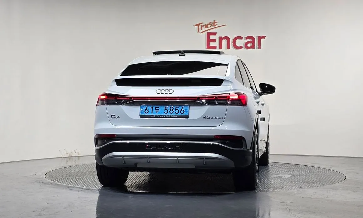 Audi Q4 e-tron 2022 из KR, фото 7