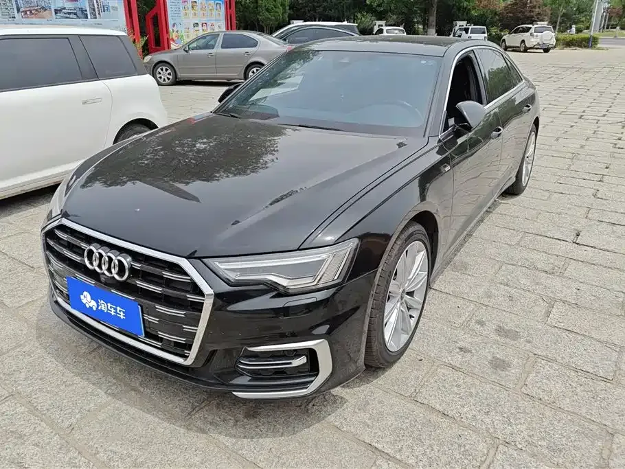 Audi A6L — фото 1