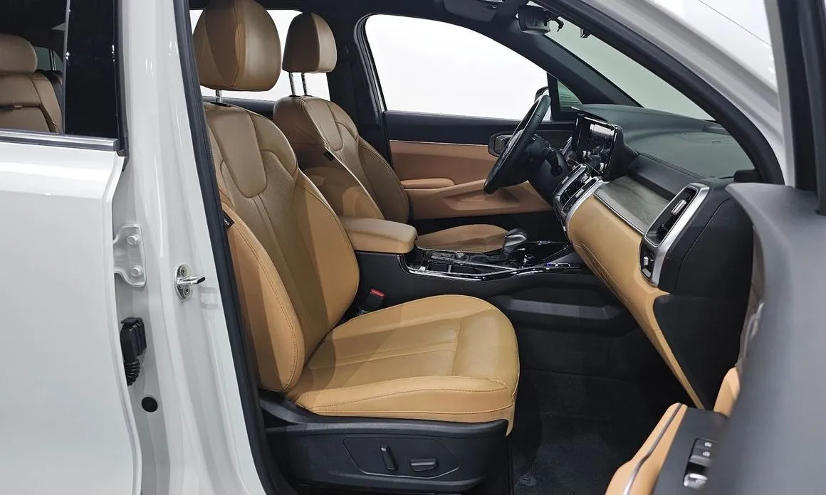 Kia Sorento — фото 5