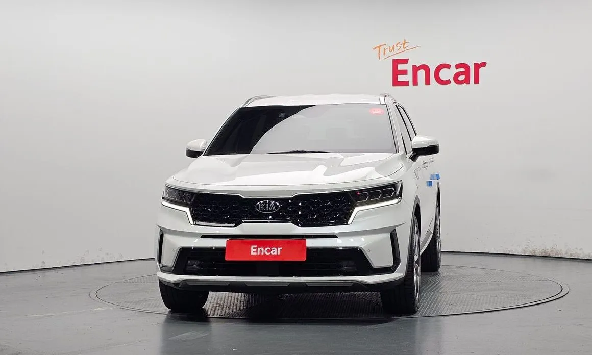 Kia Sorento — фото 7