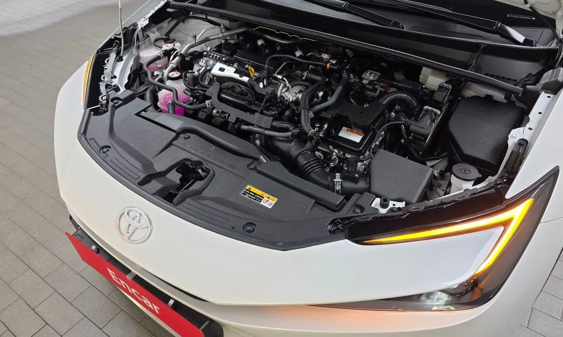 Toyota Prius 2024 из KR, фото 4