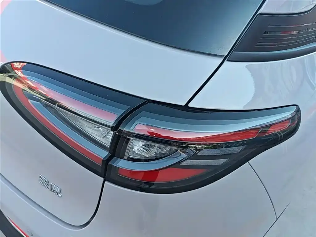 Geely Starburst — фото 2
