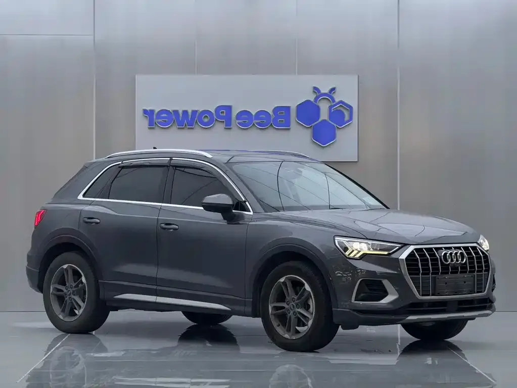 Audi Q3 — фото 2
