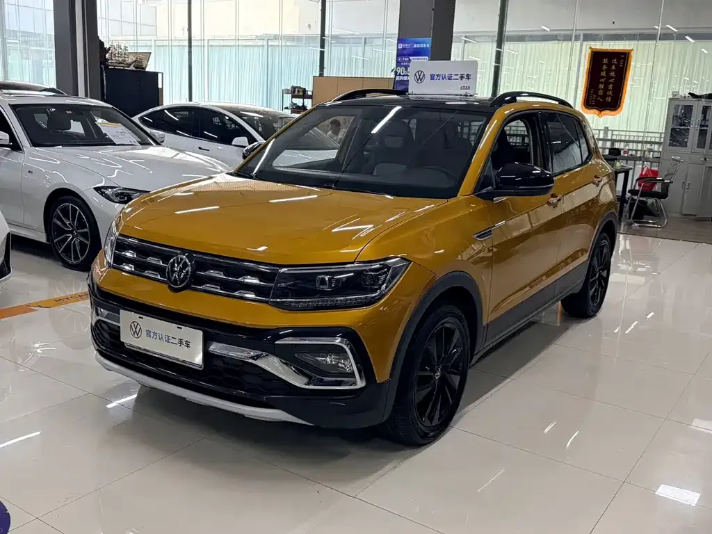Volkswagen T-Cross — фото 1