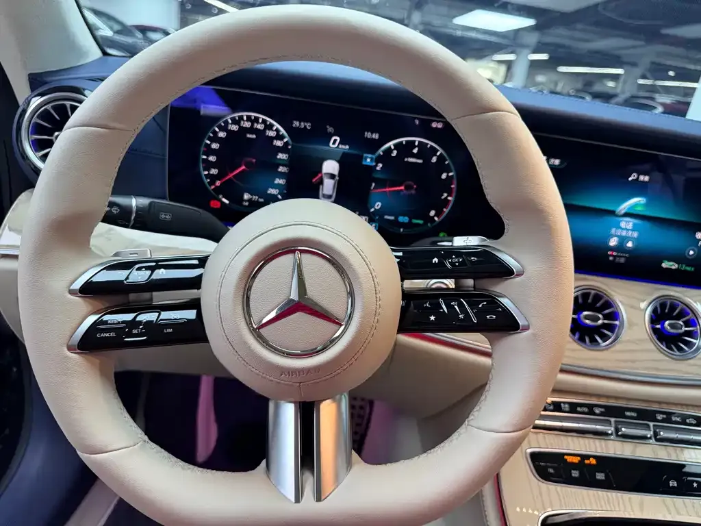 Mercedes-Benz E-Class (Import) 2021 из CN, фото 2