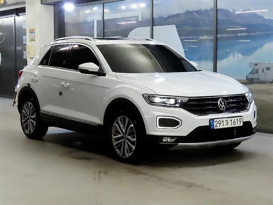 Volkswagen T-Roc — фото 1