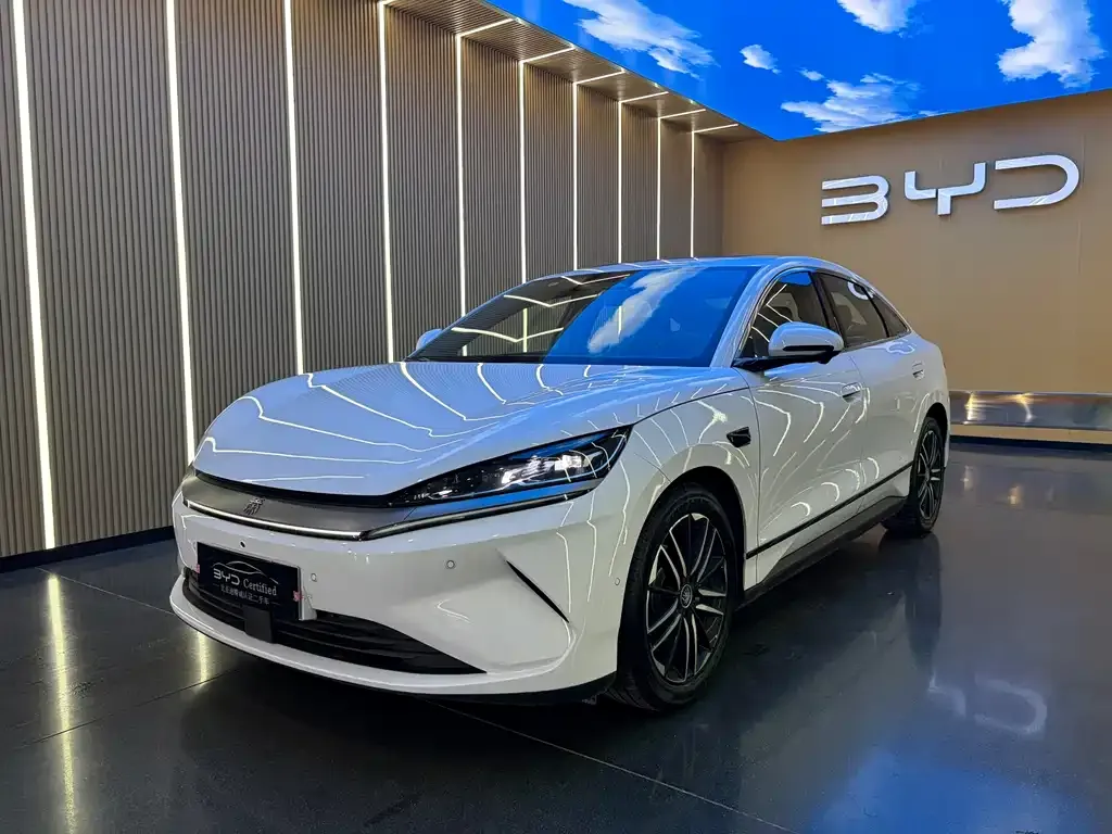 BYD Qin L — фото 1