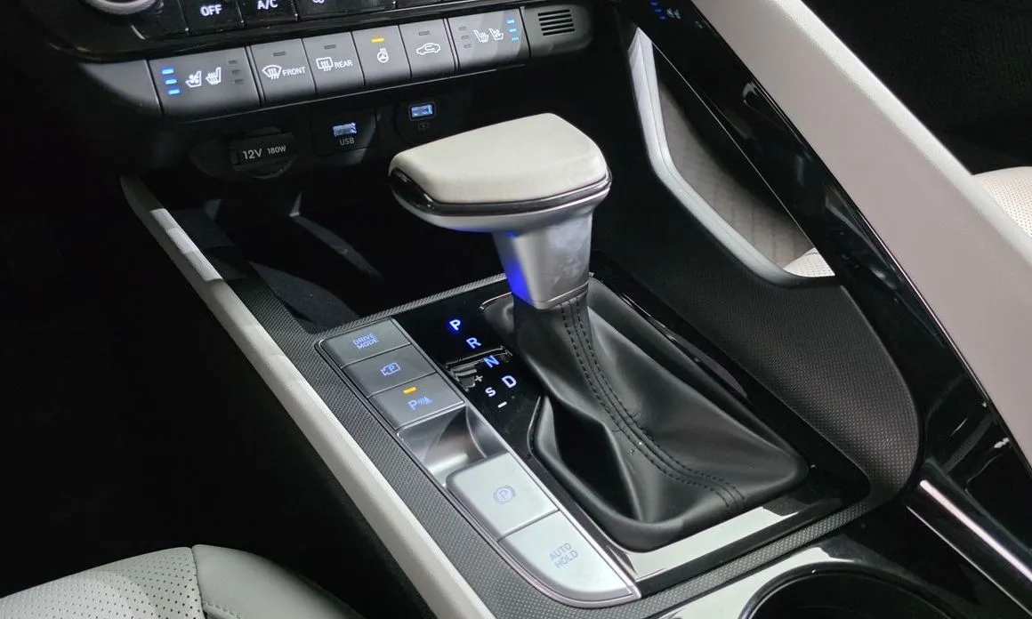 Hyundai AVANTE 2023 из KR, фото 7