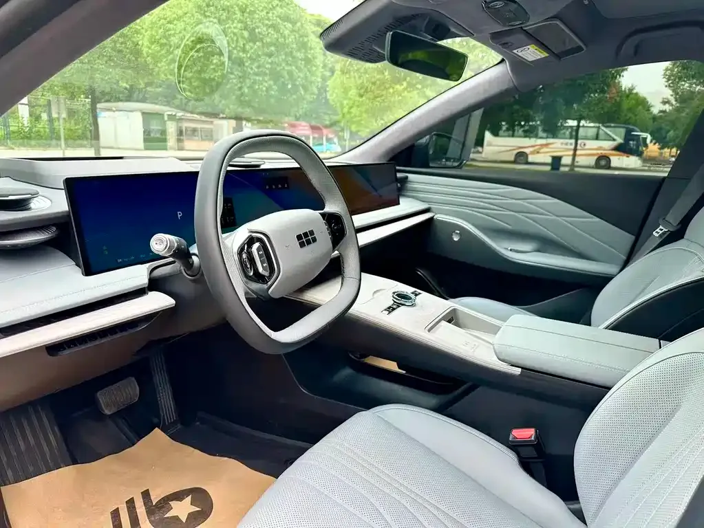 Geely Galaxy E8 2024 из CN, фото 3