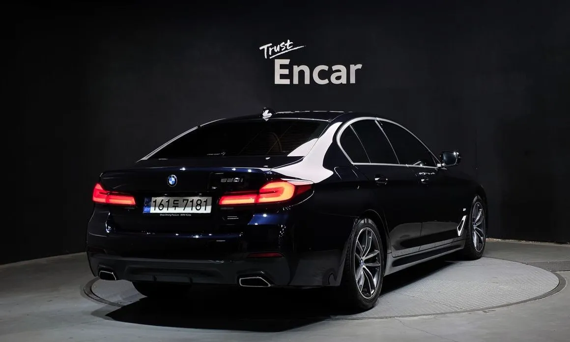 BMW 5-Series 2021 из KR, фото 8