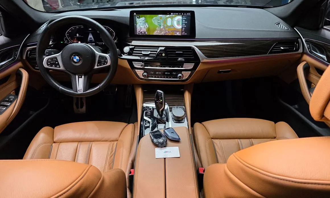 BMW 5-Series 2021 из KR, фото 10