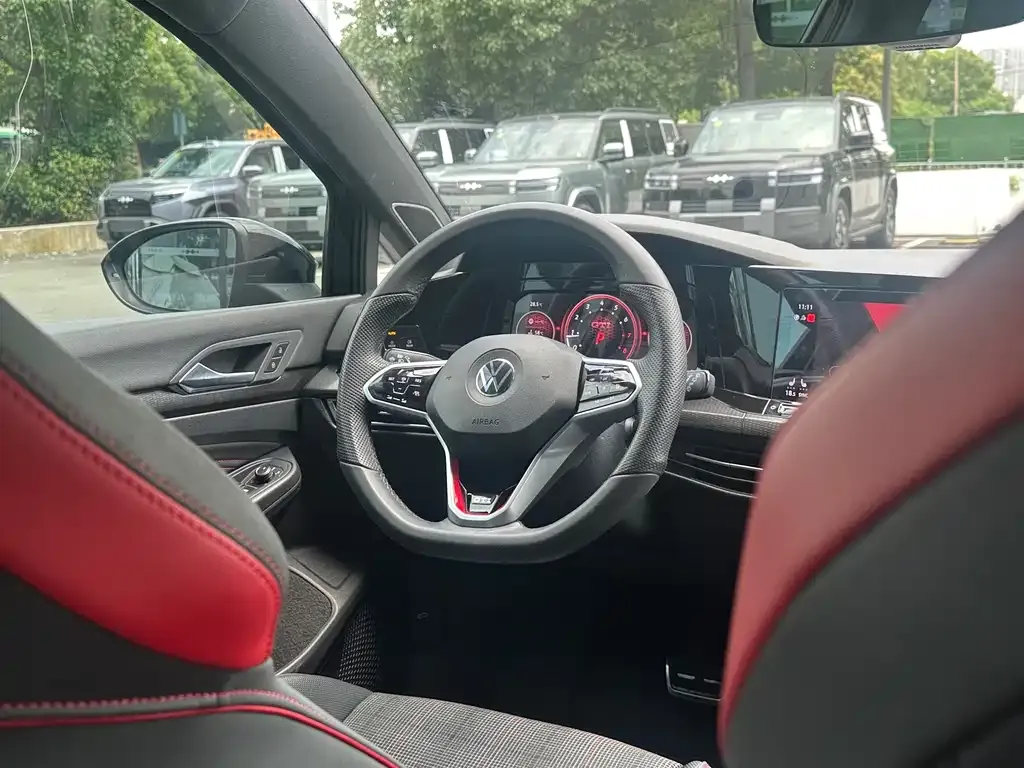 Volkswagen Golf GTI 2022 из CN, фото 4