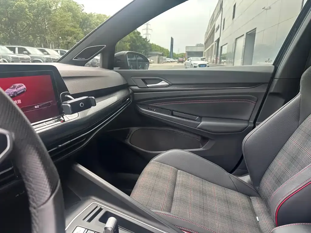 Volkswagen Golf GTI 2022 из CN, фото 9