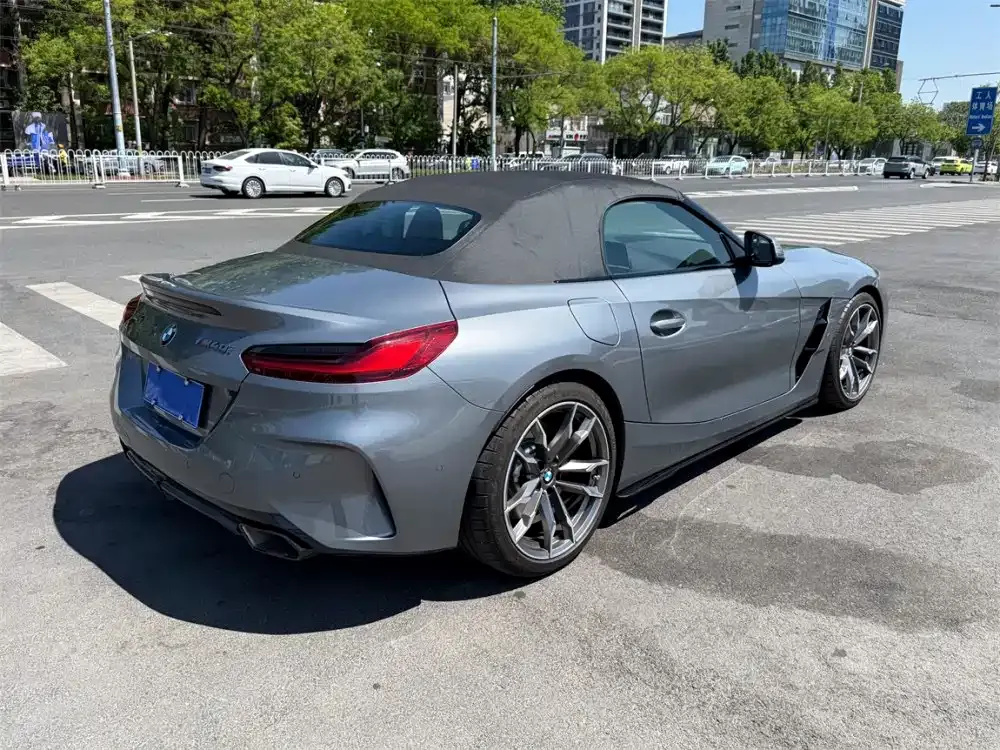 BMW Z4 — фото 7