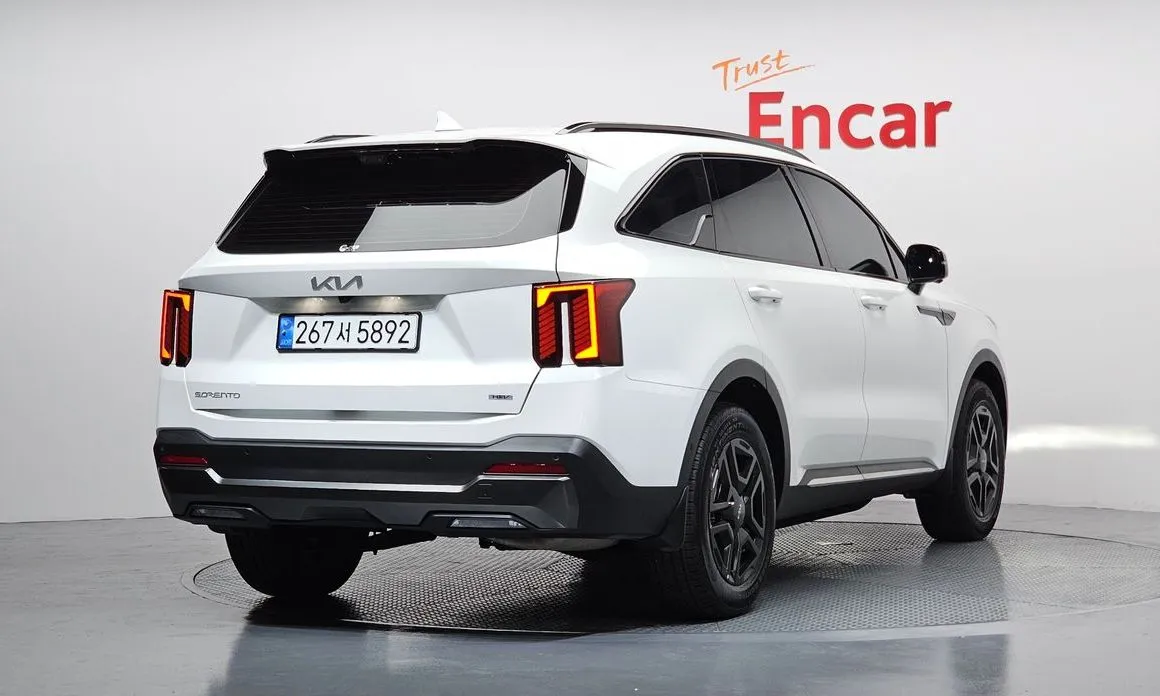 Kia Sorento — фото 3