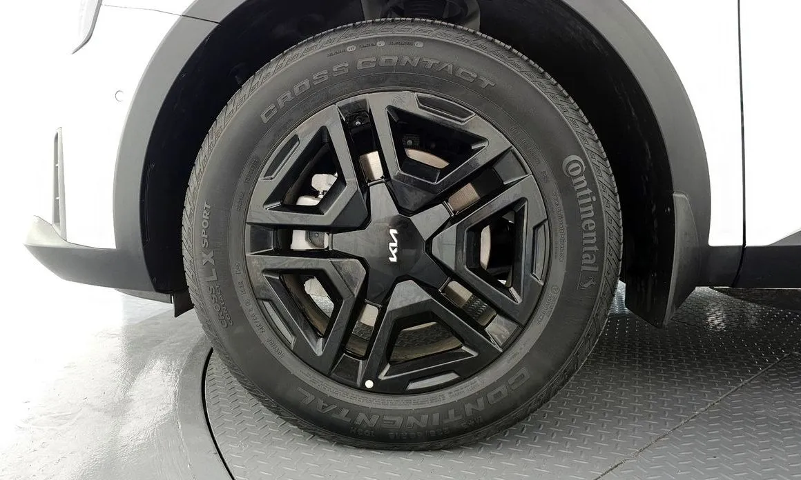 Kia Sorento — фото 4