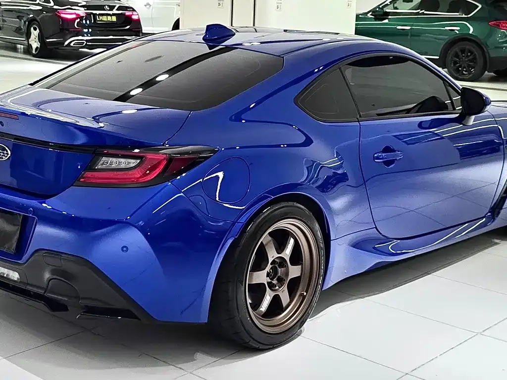 Subaru BRZ 2022 из CN, фото 9