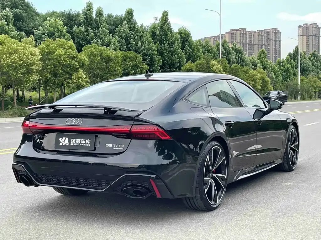 Audi A7 — фото 10