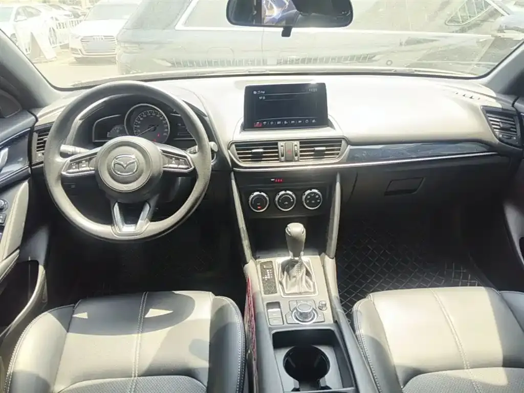 Mazda CX-4 2022 из CN, фото 9