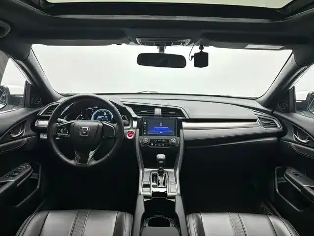 Honda Civic — фото 7