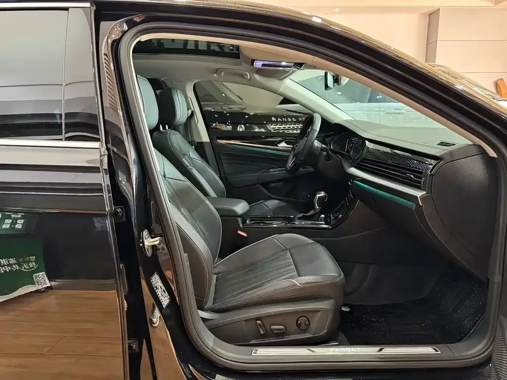 Volkswagen Passat — фото 9