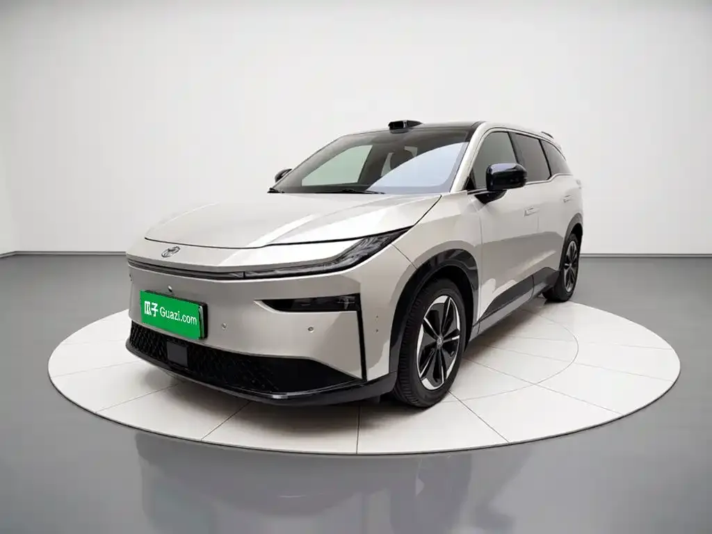 Toyota Platinum 3X