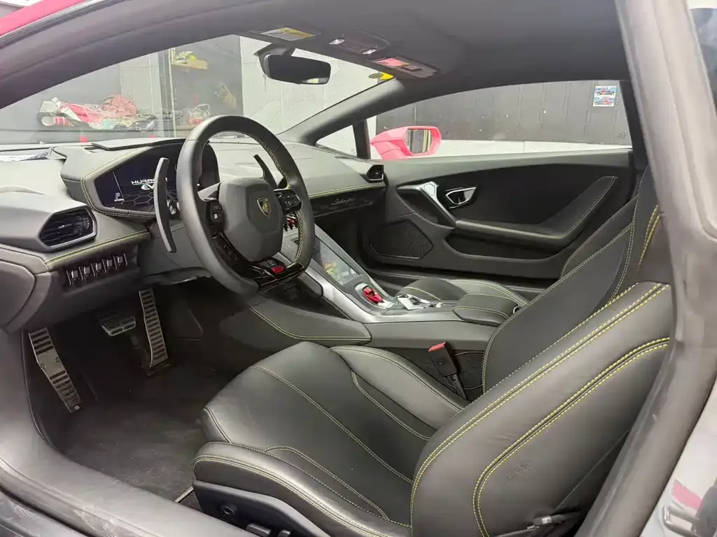 Lamborghini Huracan 2022 из CN, фото 6