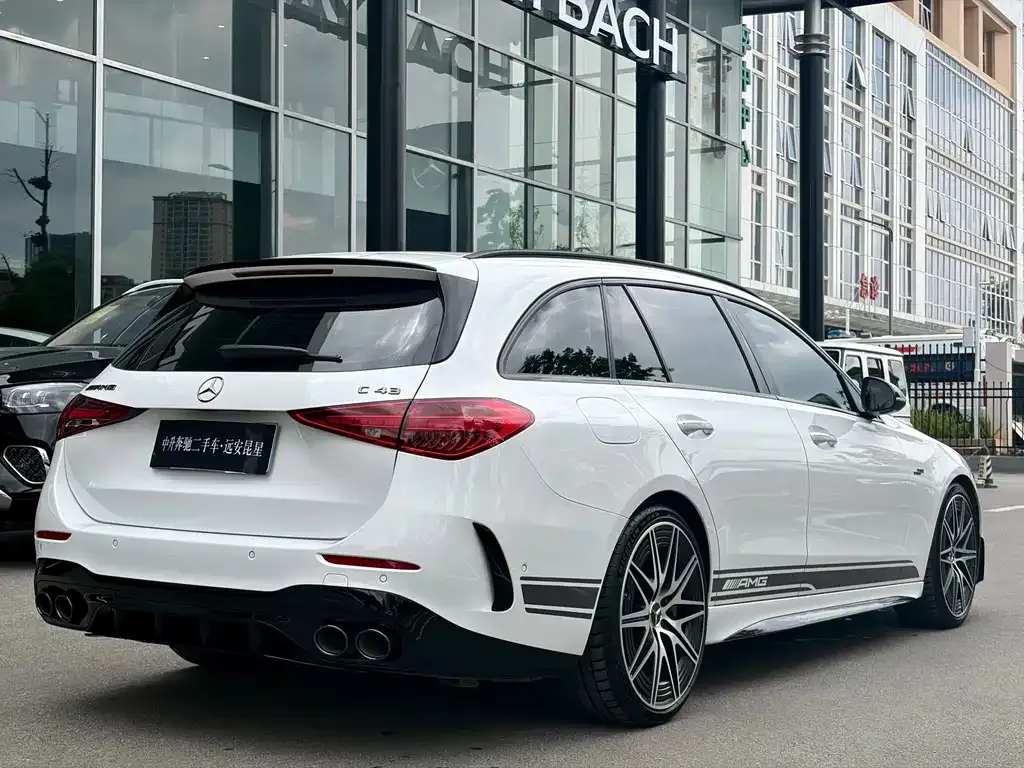 Mercedes-Benz C-Class AMG — фото 5