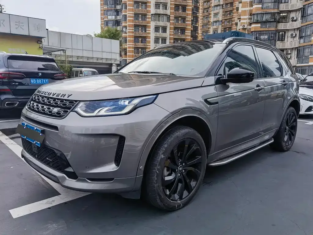 Land Rover Discovery Sport — фото 1