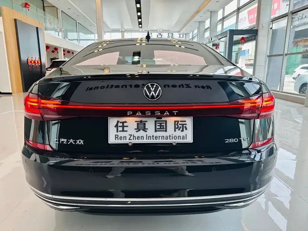 Volkswagen Passat — фото 4