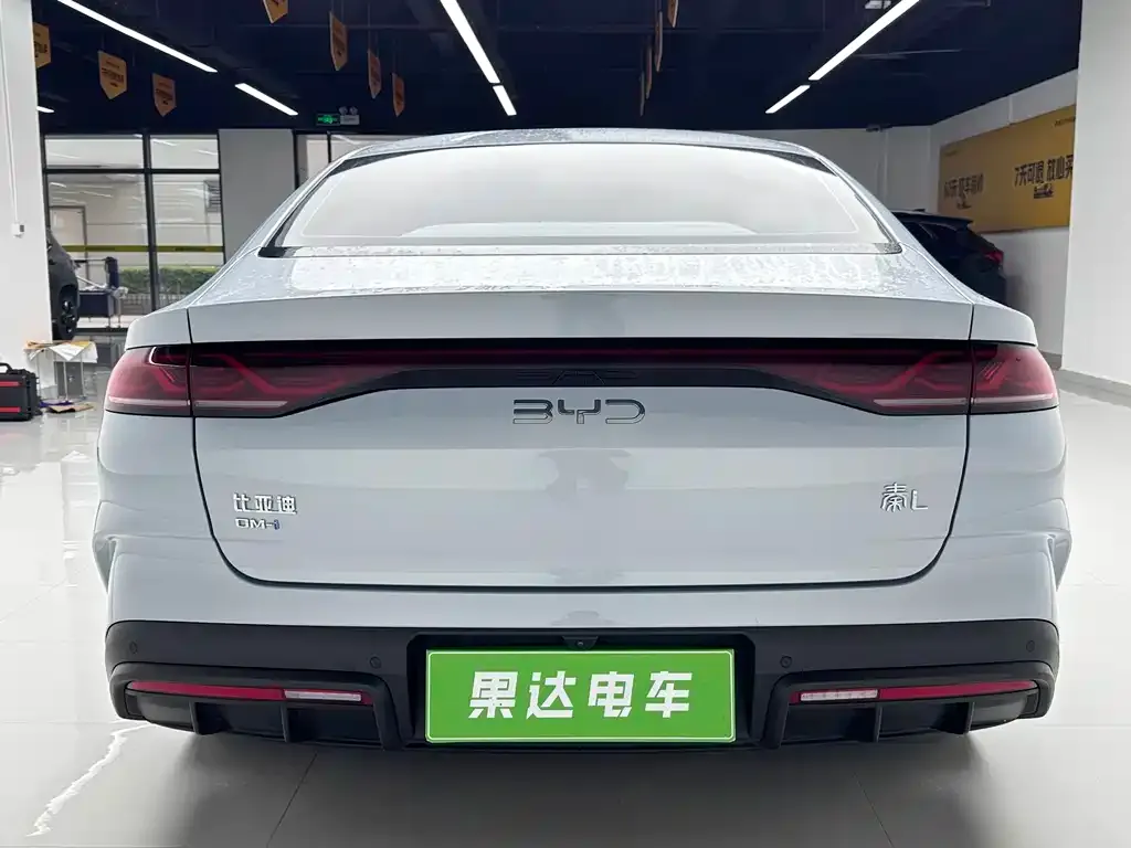 BYD Qin L — фото 3