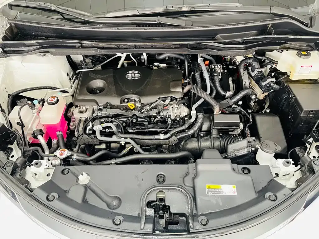Toyota Granvia — фото 8