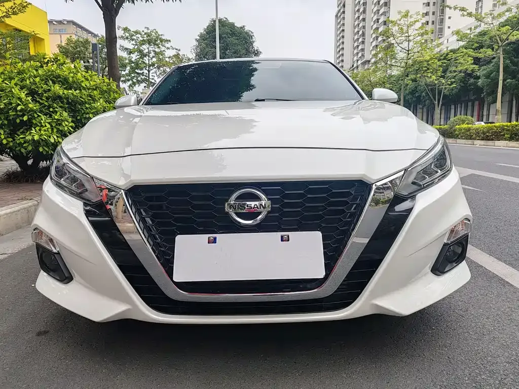 Nissan Teana — фото 4