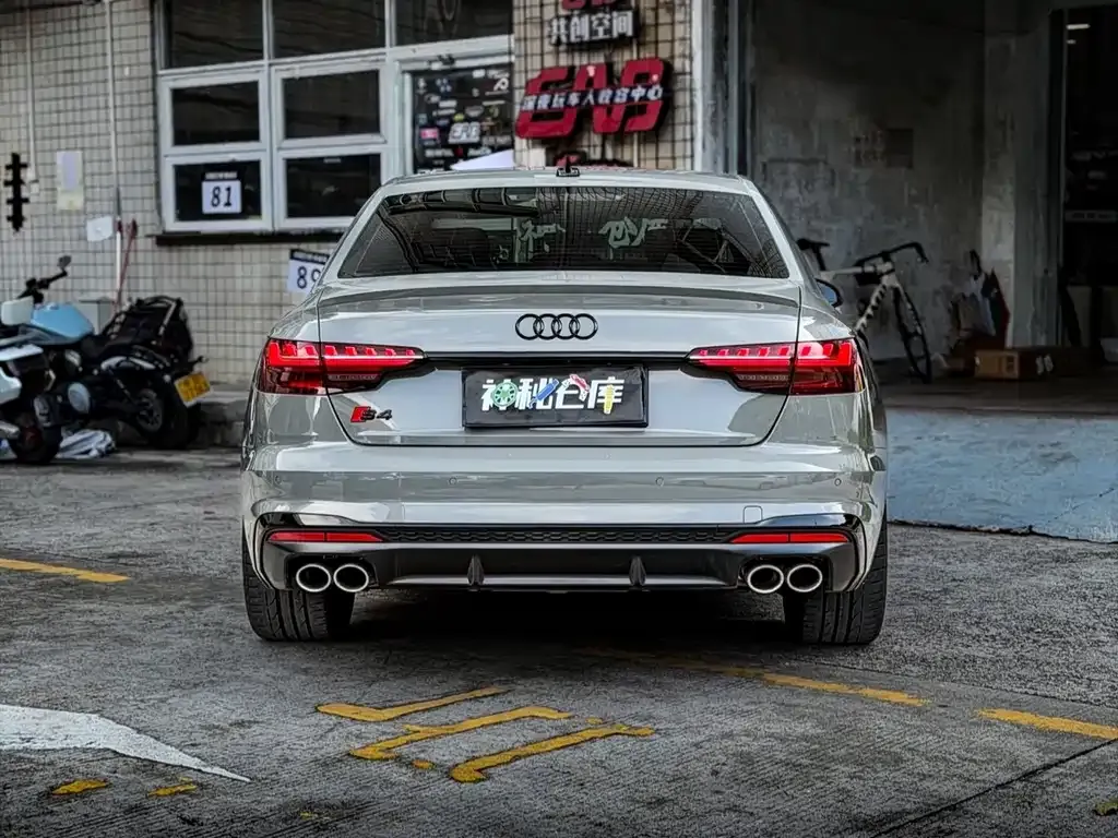 Audi S4 2023 из CN, фото 5