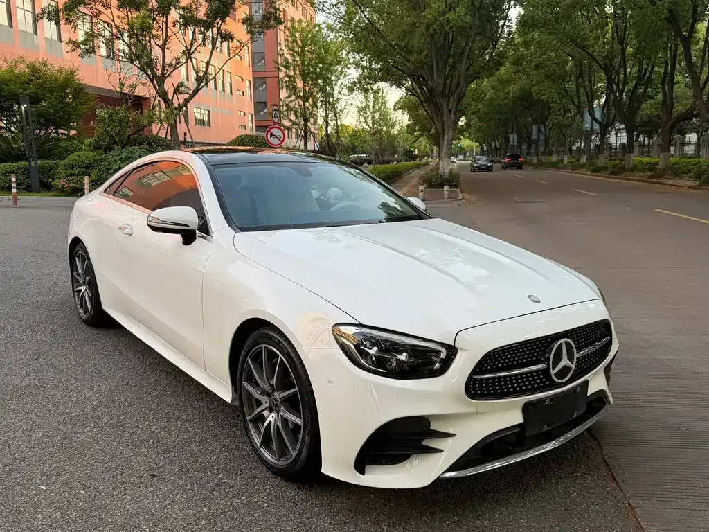 Mercedes-Benz E-Class (Import) — фото 1