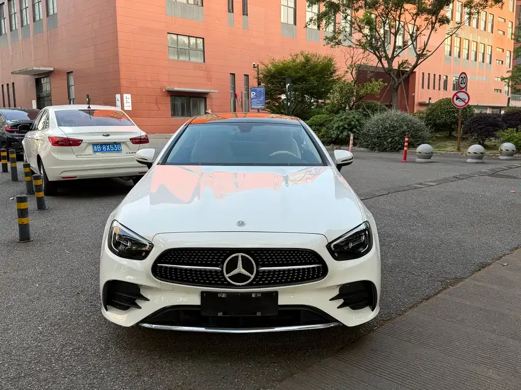 Mercedes-Benz E-Class (Import) — фото 10