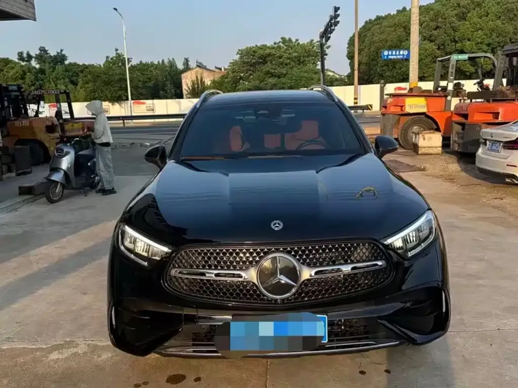 Mercedes-Benz GLC 2024 из CN, фото 3