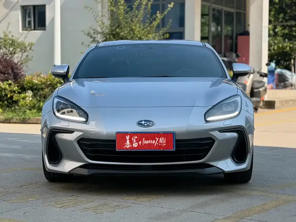 Subaru BRZ 2023 из CN, фото 6