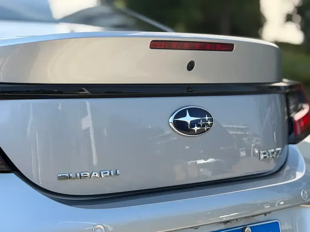 Subaru BRZ 2023 из CN, фото 2