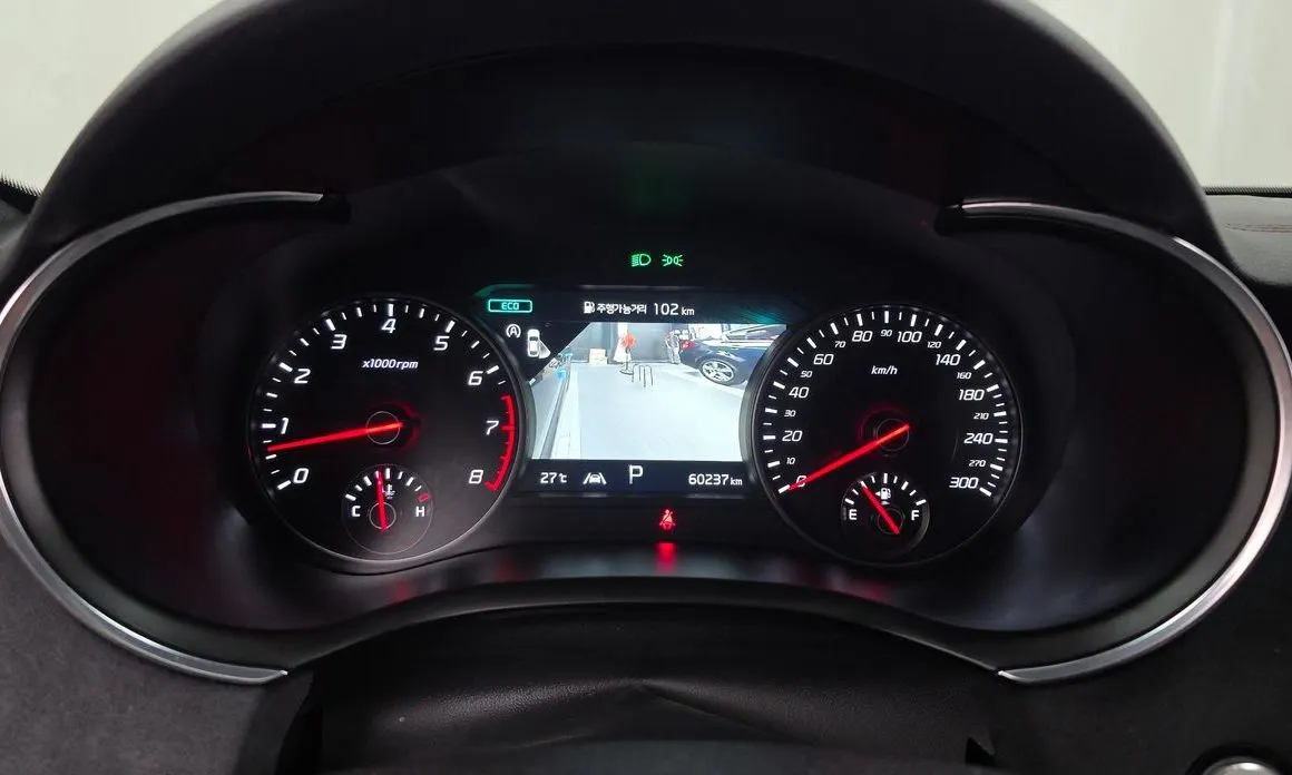 Kia Stinger 2023 из KR, фото 8